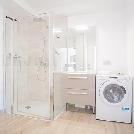 Prestige & Cathedral View * Reims