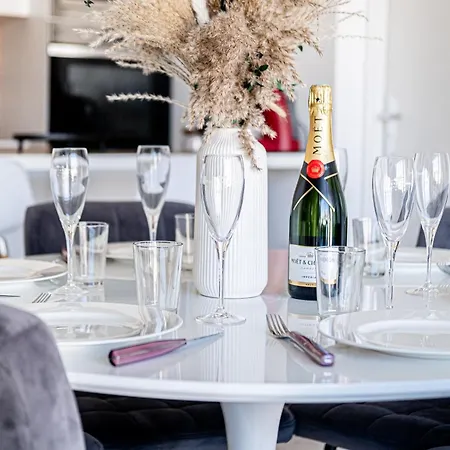 Prestige & Cathedral View *