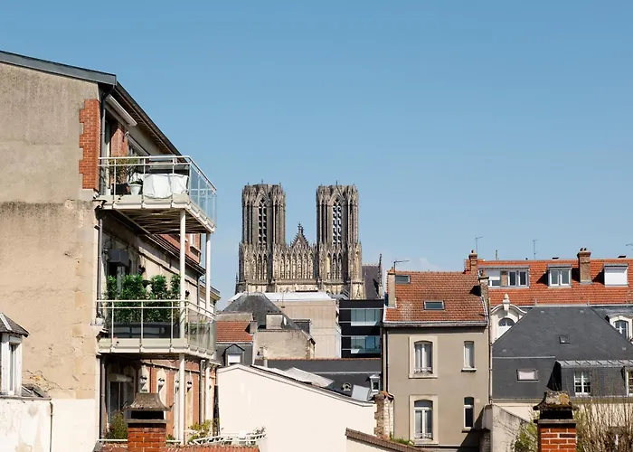 Prestige & Cathedral View Apartment