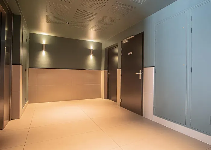 Prestige & Cathedral View *