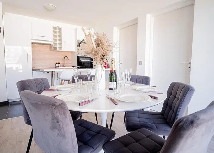 Prestige & Cathedral View *