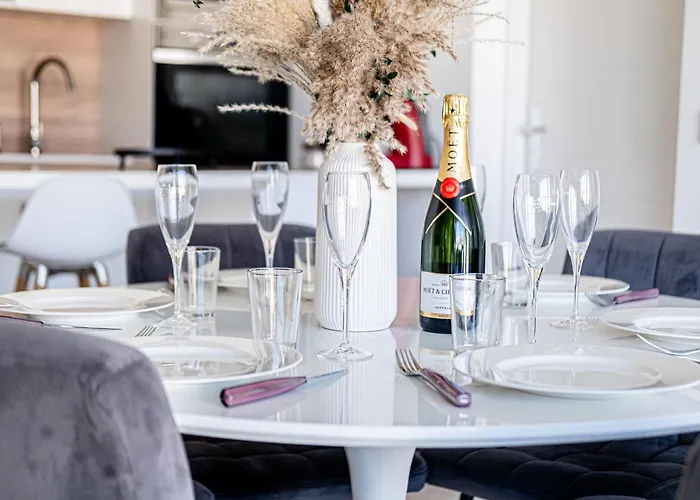 Prestige & Cathedral View *